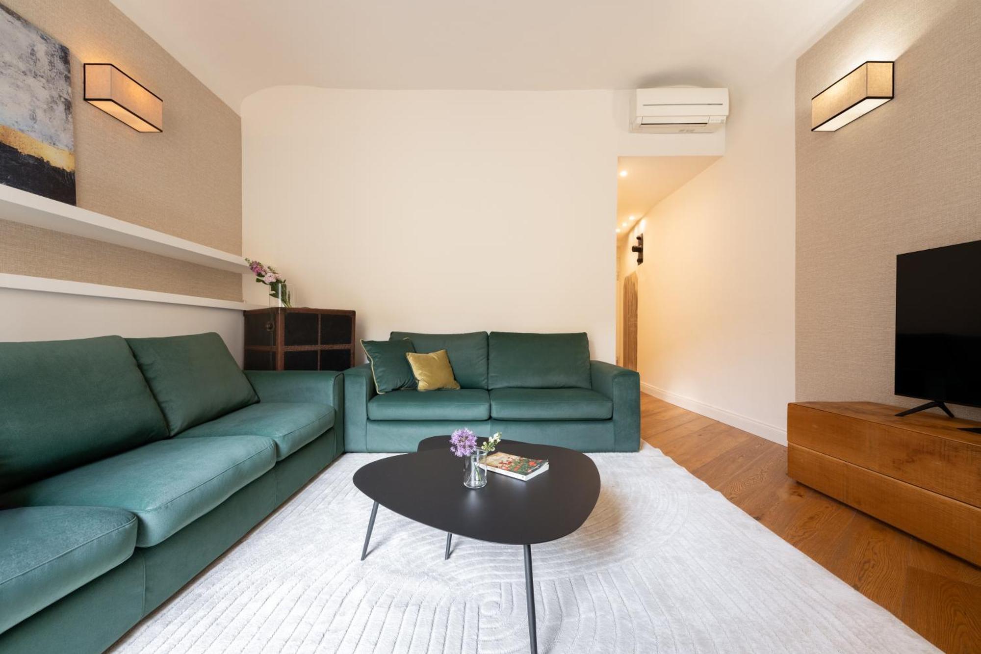Tg - One Bedroom Luxury Apartment In The Fashion District Floransa Dış mekan fotoğraf